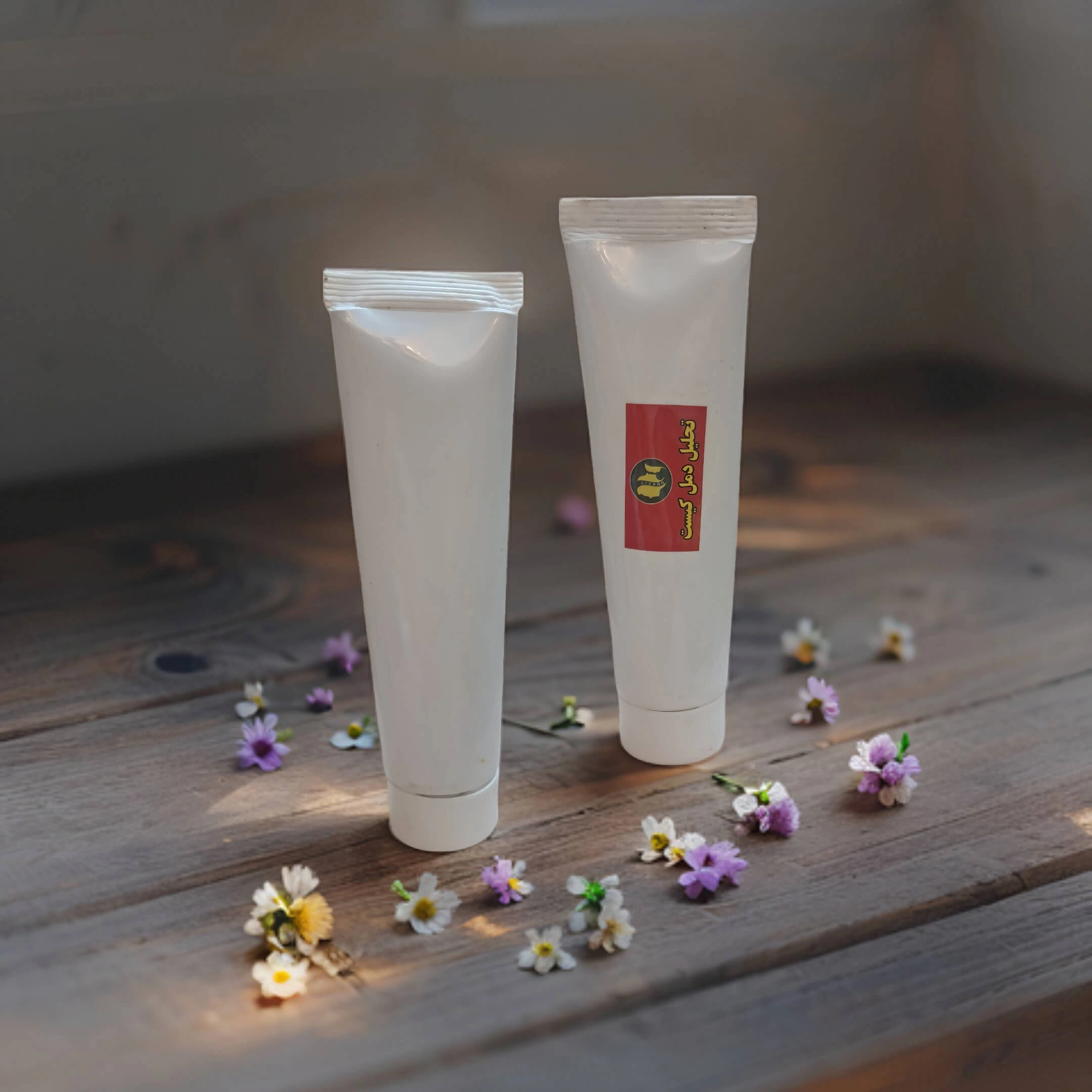 کرم تحلیل دمل و کیست دکتر درزیت